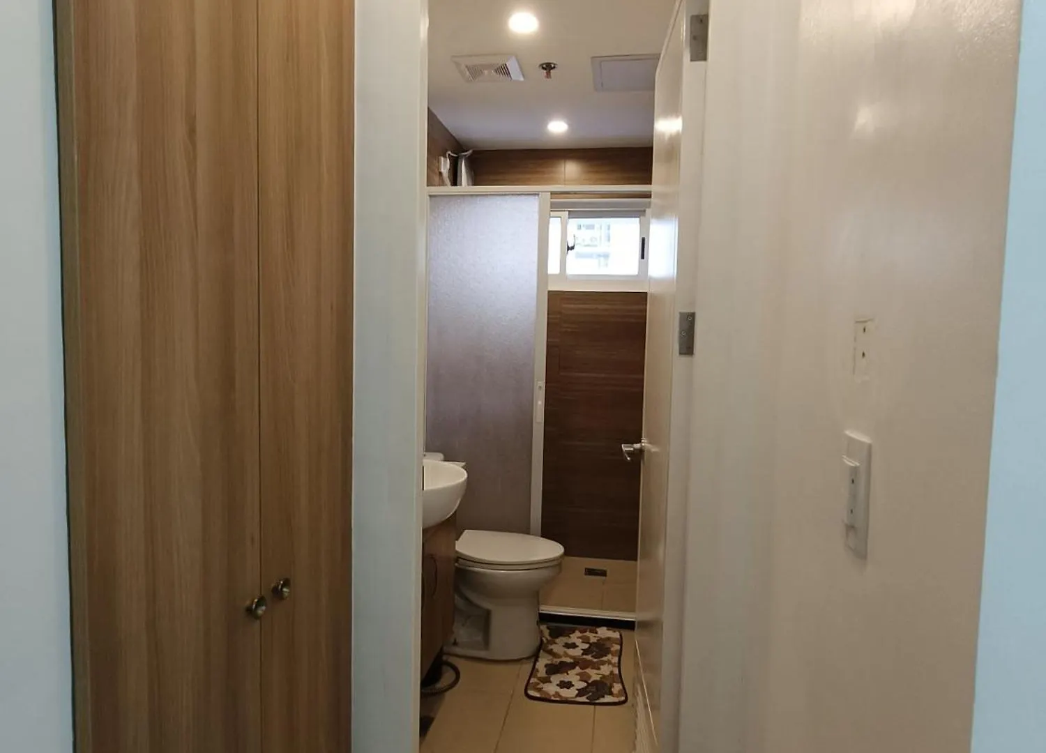 2Bedrooms 2Toilet& Bath Matina Enclaves Condo Davao Philippines