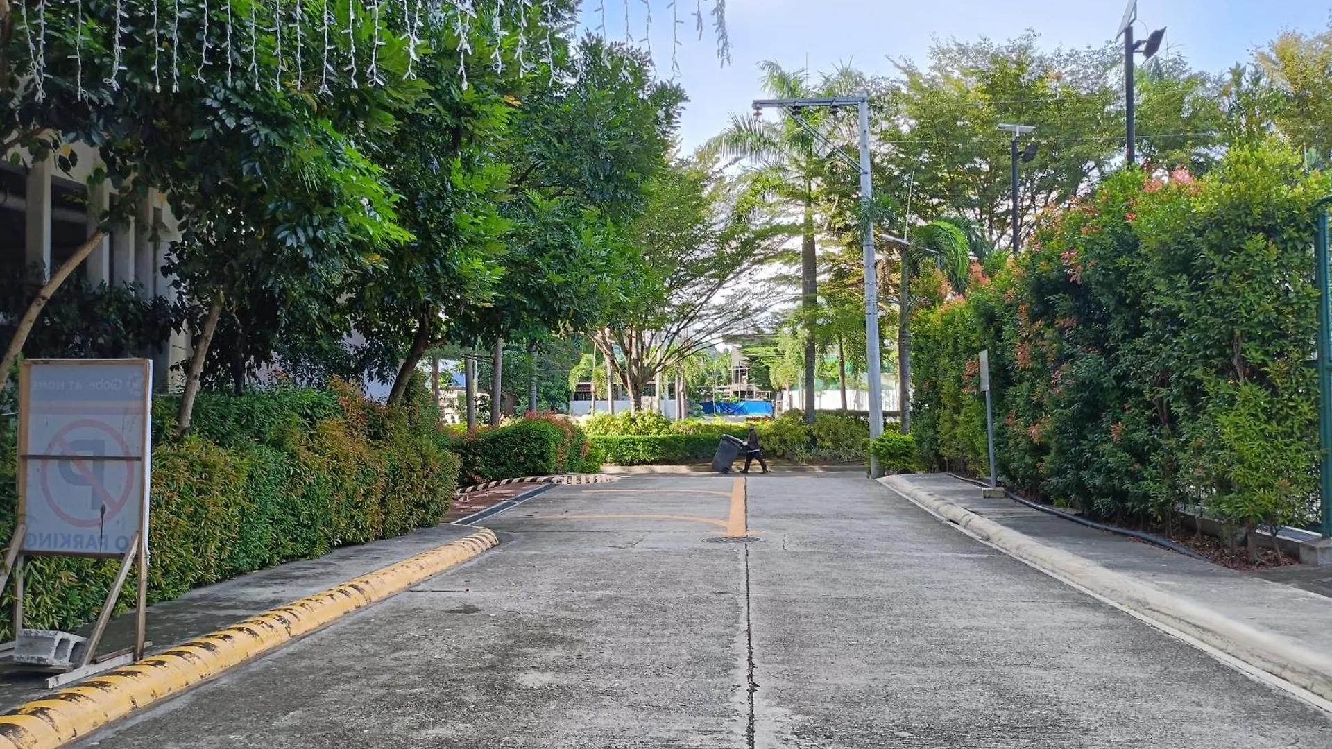 Apartment 2Bedrooms 2Toilet& Bath Matina Enclaves Condo Davao Philippines
