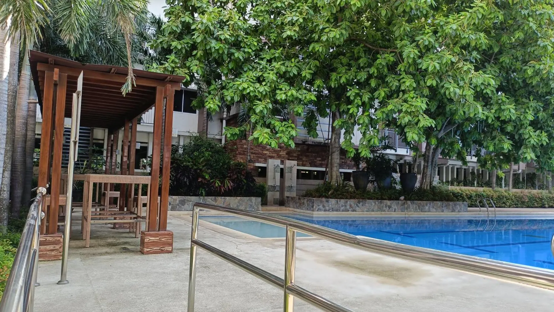 2Bedrooms 2Toilet& Bath Matina Enclaves Condo Davao Apartment
